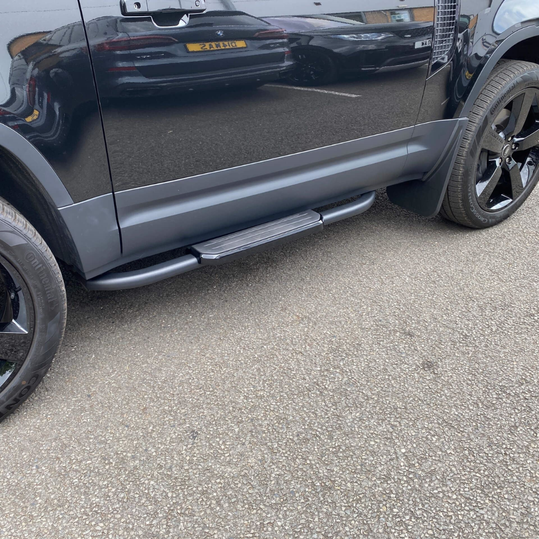 Regular Side Step Silver / Black Defender +2020